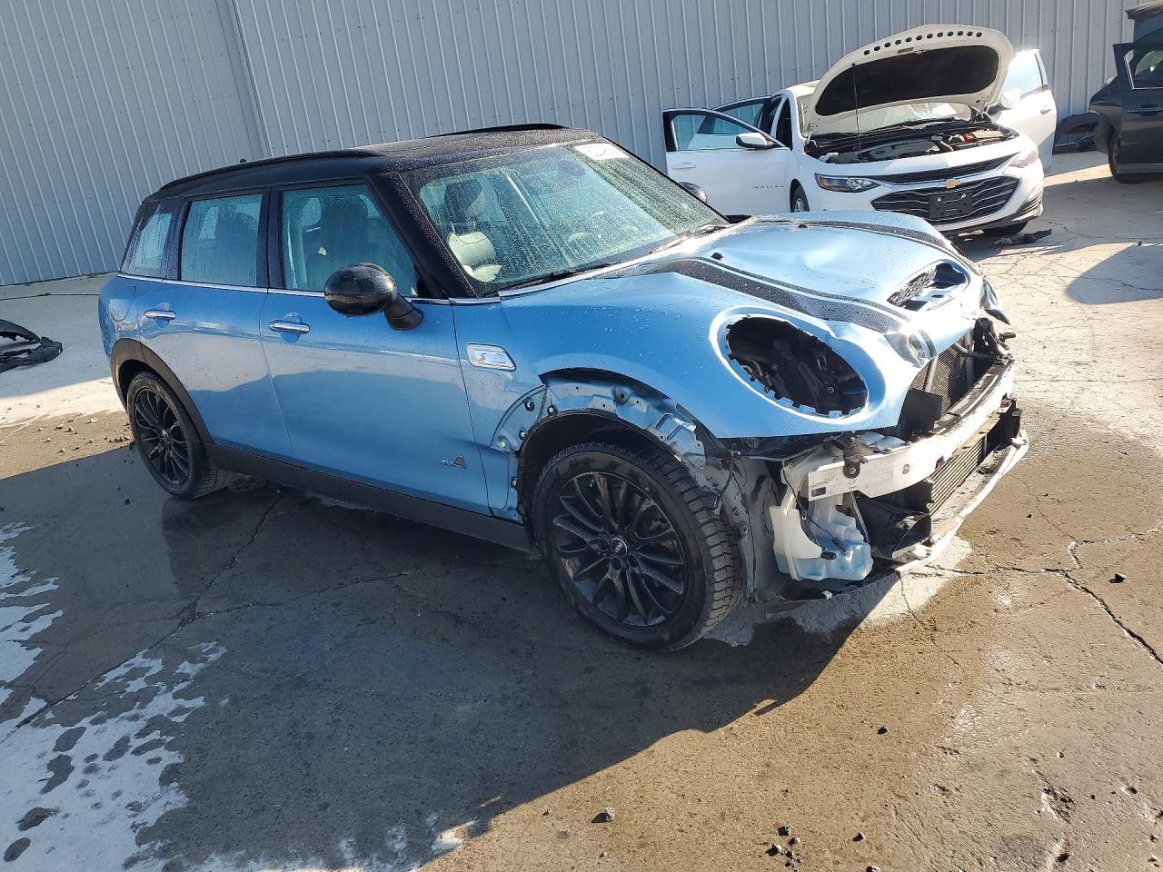 2017 Mini Cooper S Clubman All4 - Фото 4