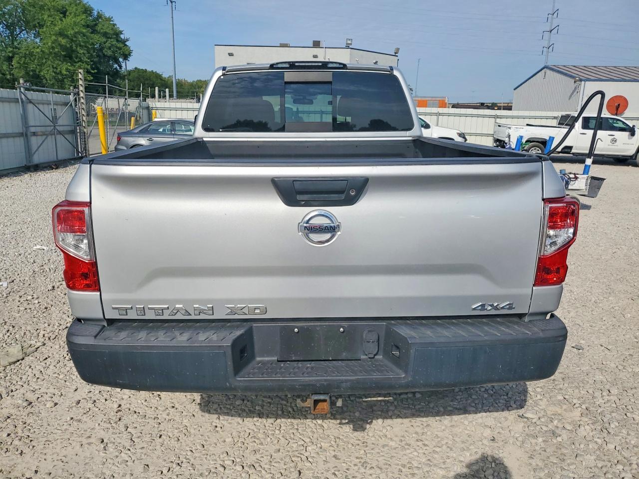 2017 Nissan Titan Xd S - Фото 6
