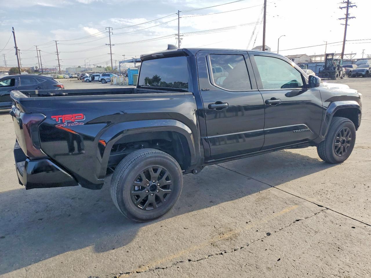 2025 Toyota Tacoma Sr5 - Image 3