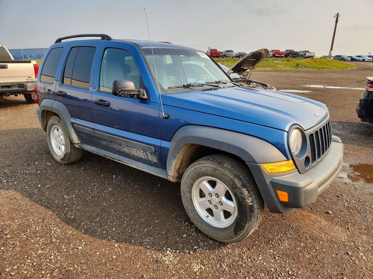 2006 Jeep Liberty Sport - Image 4