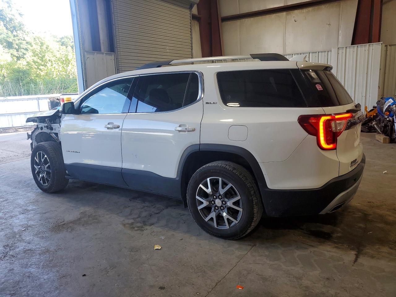 2022 GMC Acadia Sle - Image 2