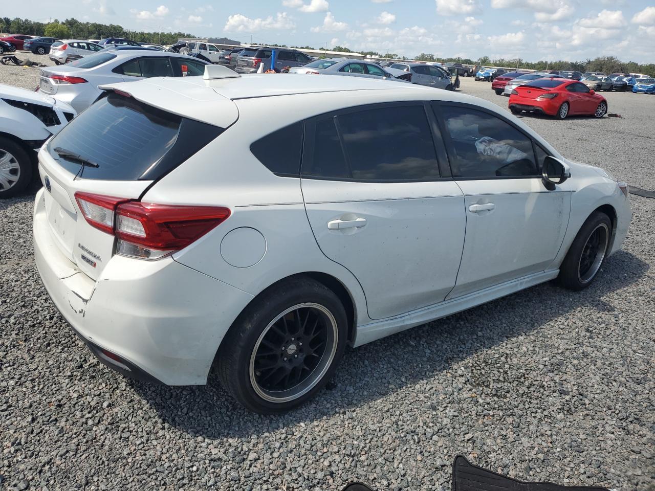 2017 Subaru Impreza Sport - Фото 3