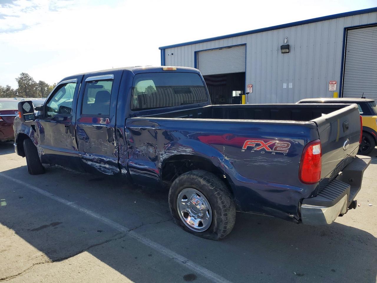 2009 Ford F250 Super Duty - Image 2