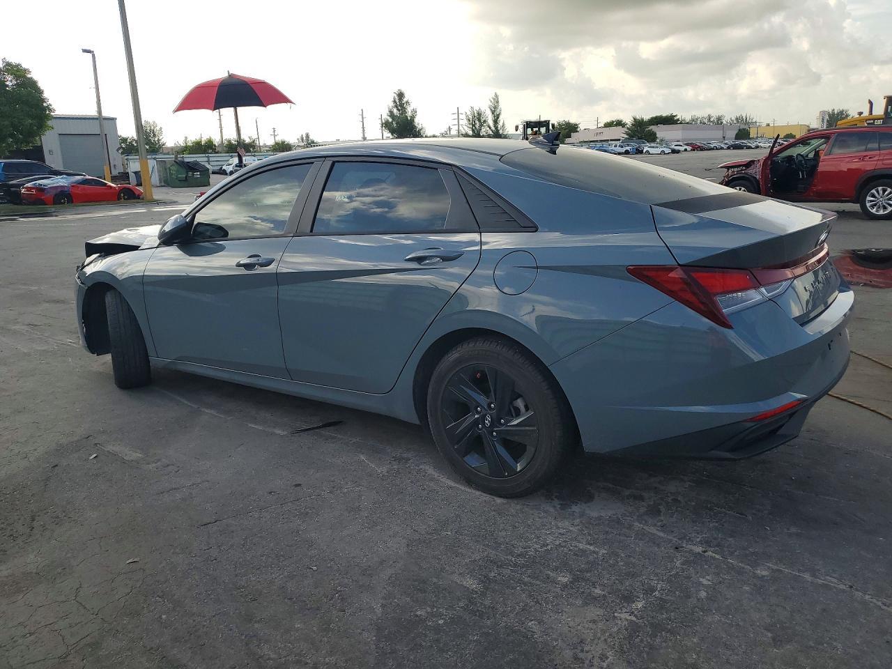 2022 Hyundai Elantra Sel - Фото 2
