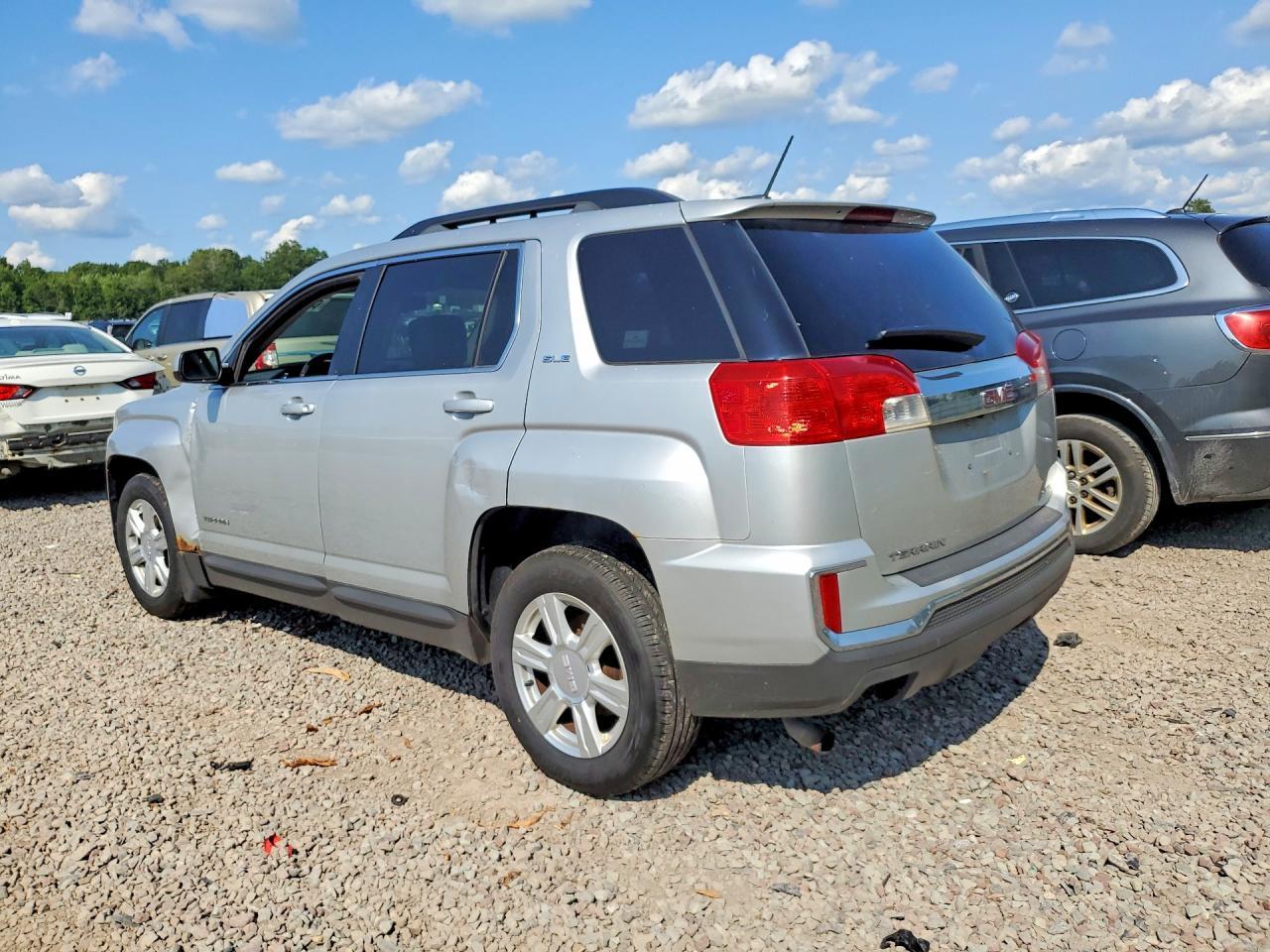 2016 GMC Terrain Sle - Image 2