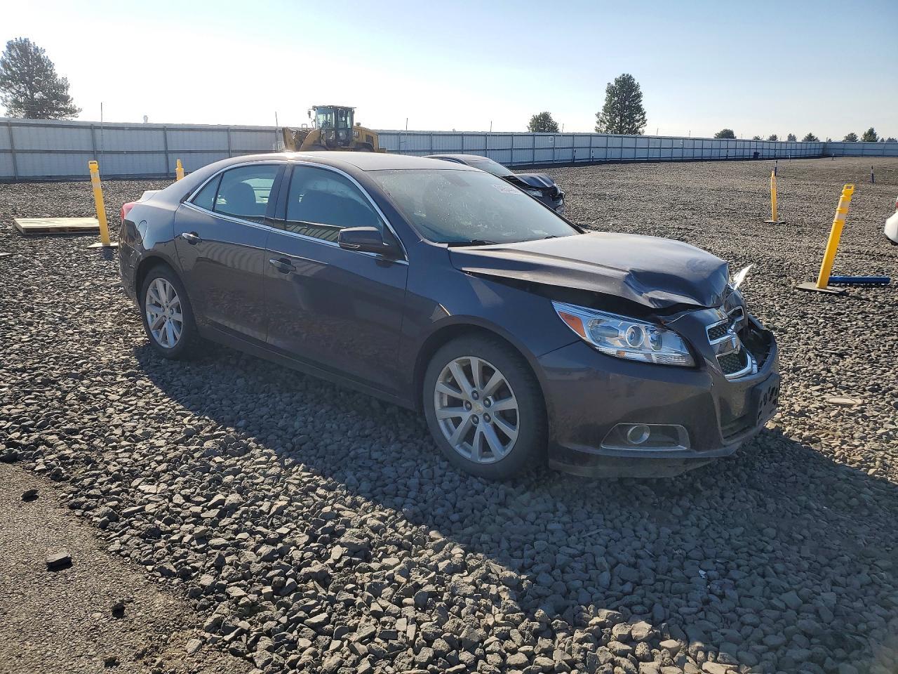 2013 Chevrolet Malibu 2Lt - Image 4
