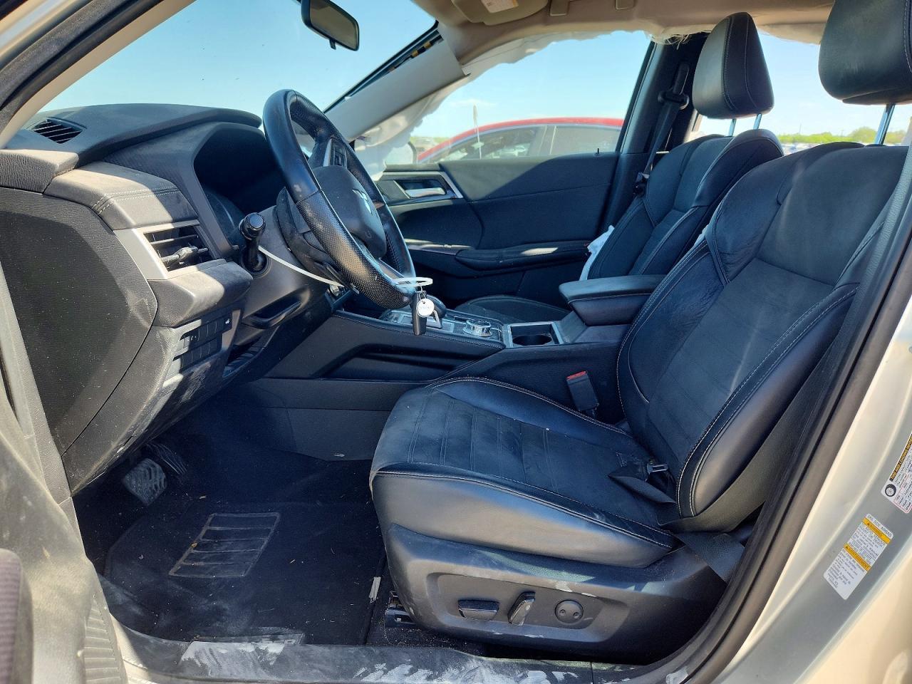 2022 Mitsubishi Outlander Se - Фото 7