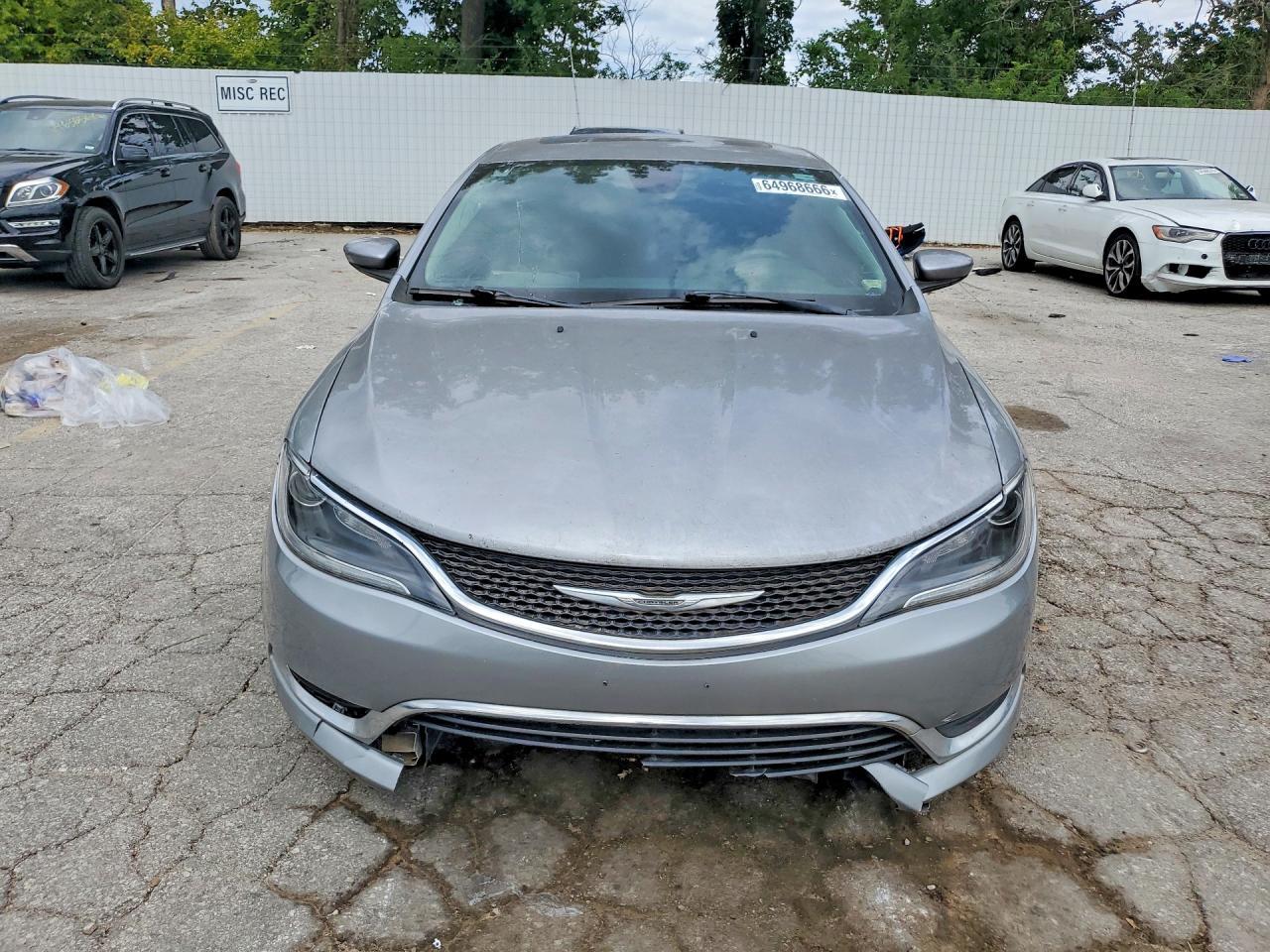 2015 Chrysler 200 Limited - Фото 5