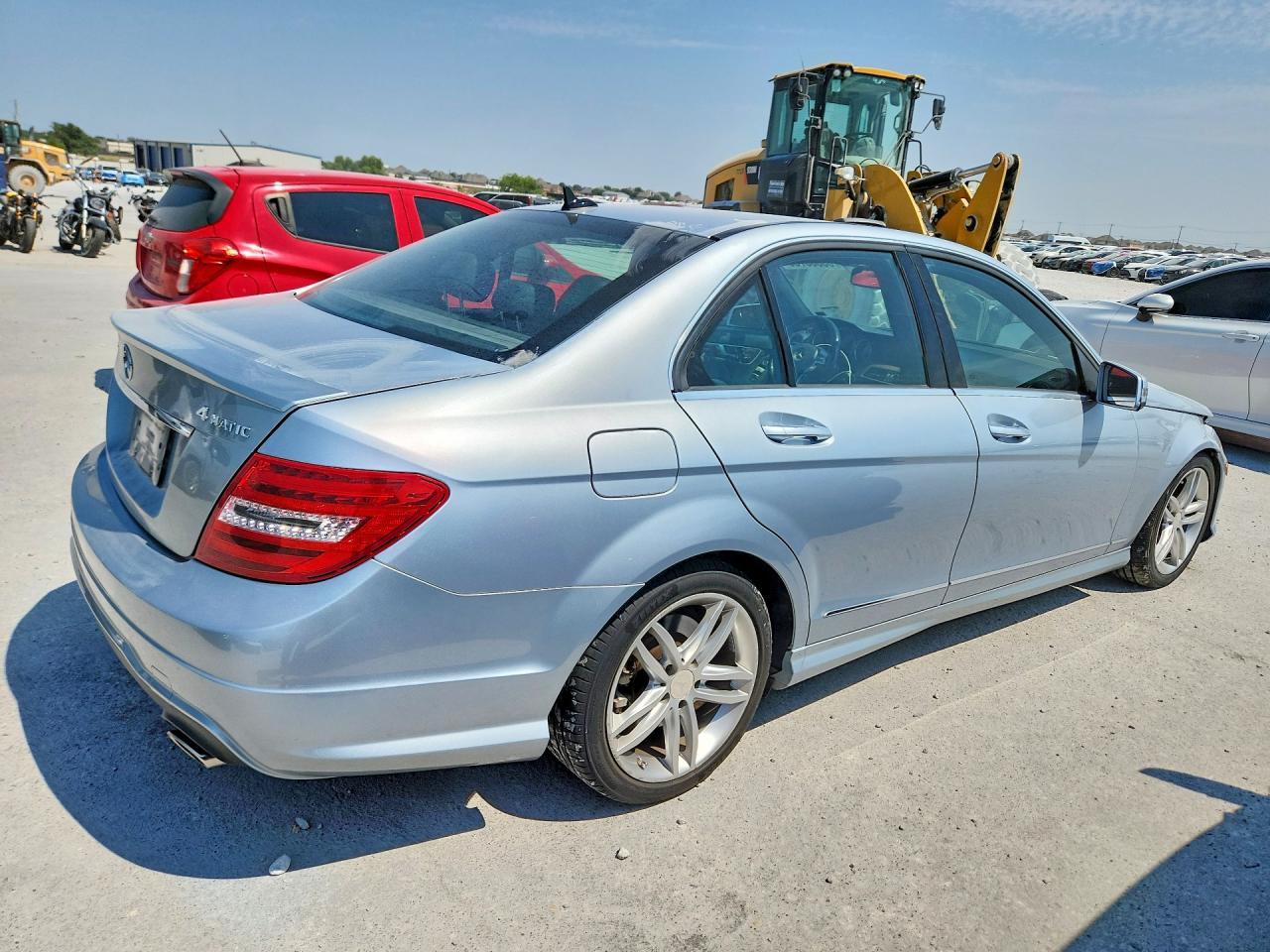 2013 Mercedes-Benz C 300 4Matic - Фото 3