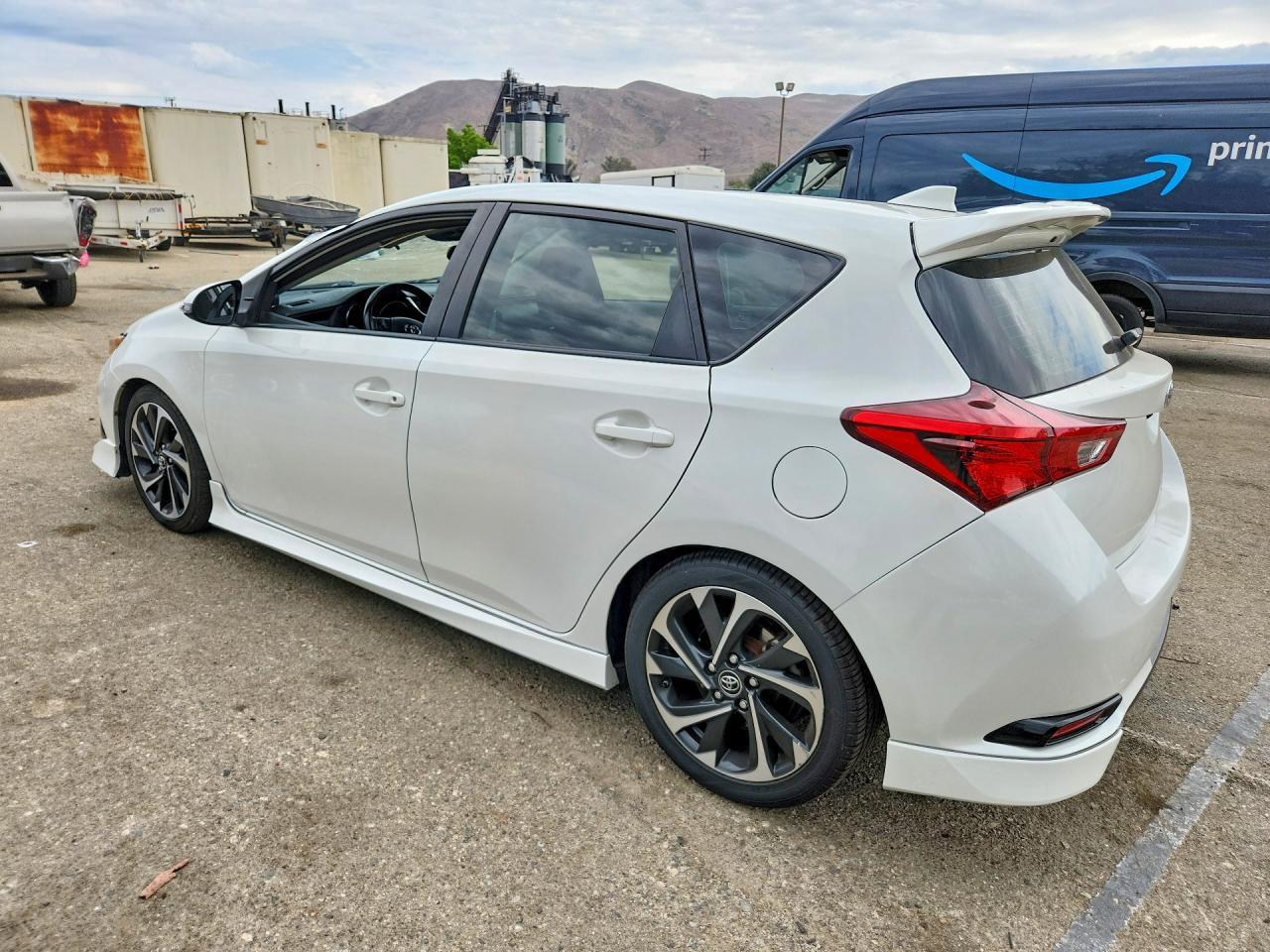 2017 Toyota Corolla Im Base - Image 2