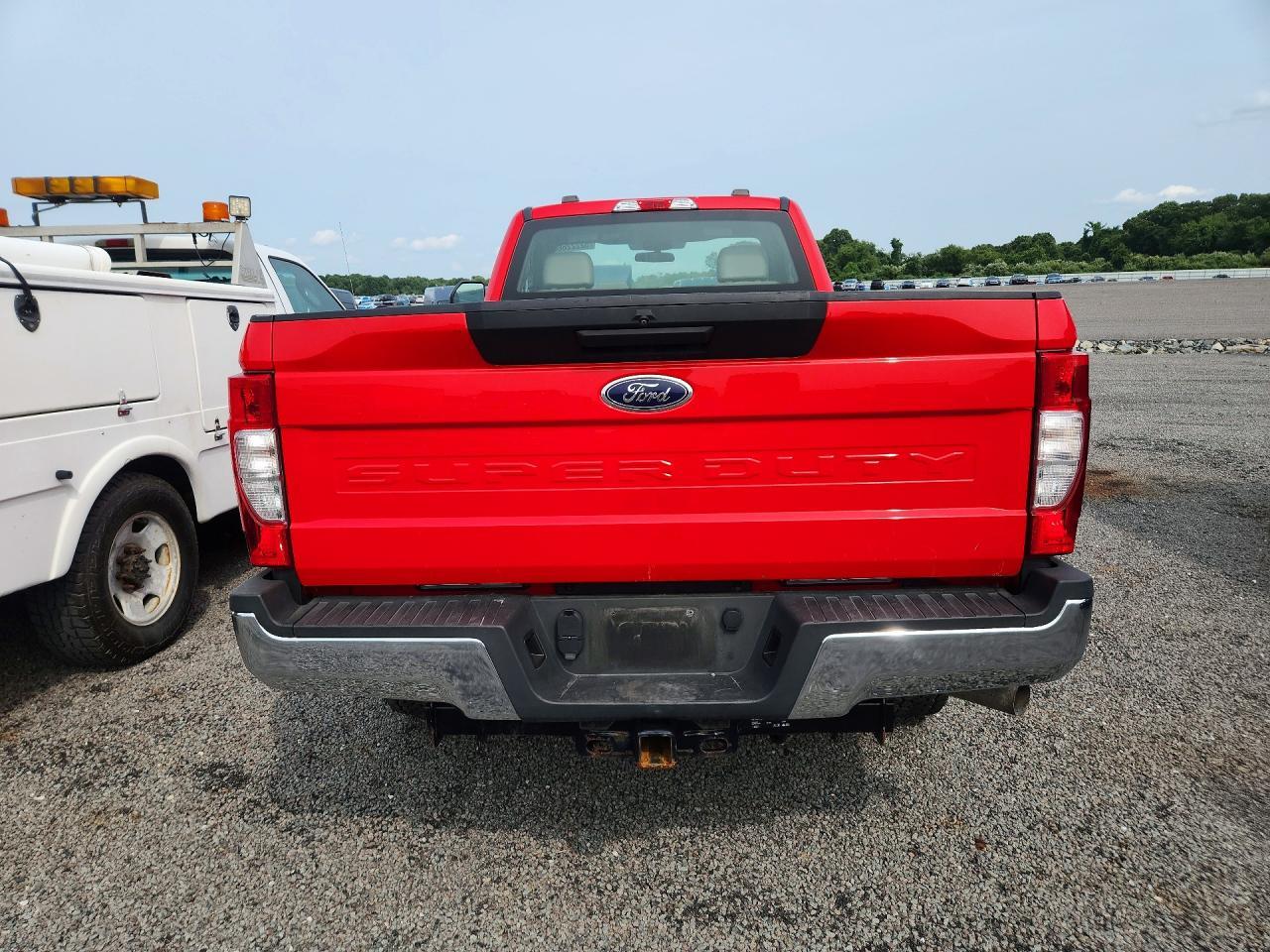 2022 Ford F350 Super Duty - Image 6