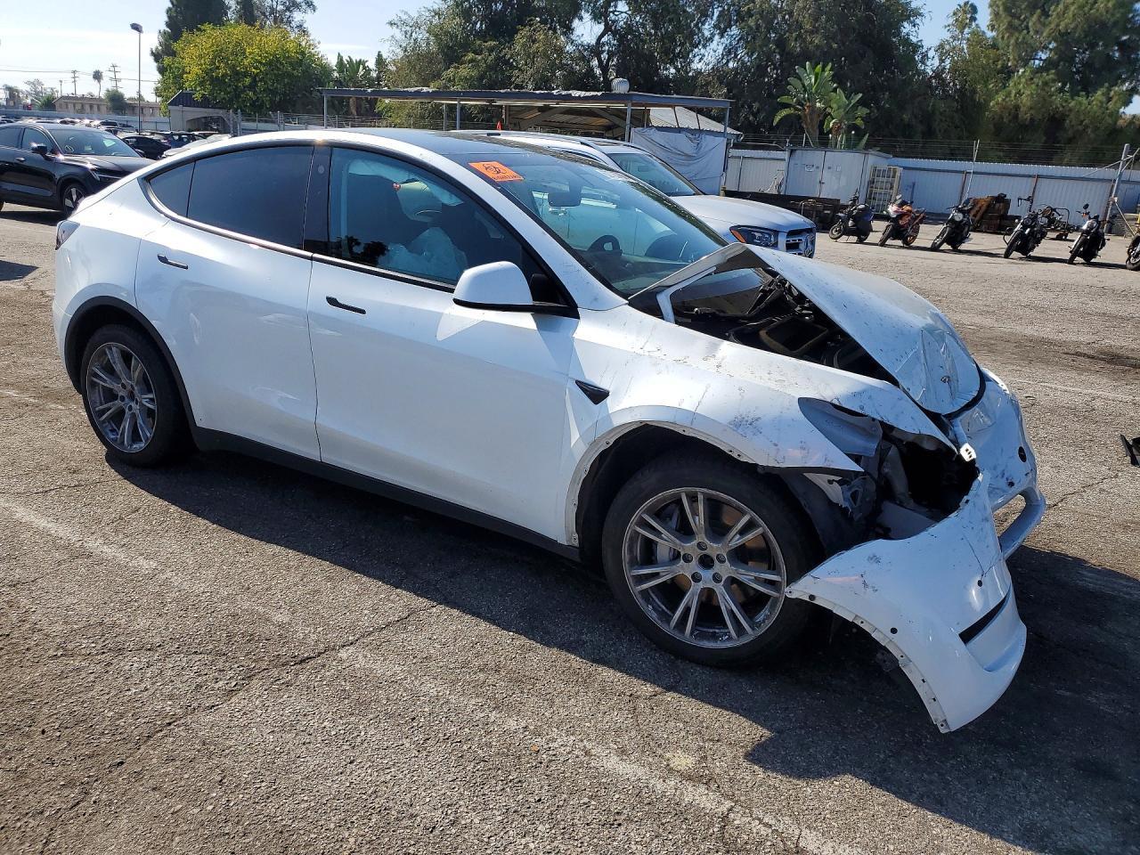 2021 Tesla Model Y - Image 4