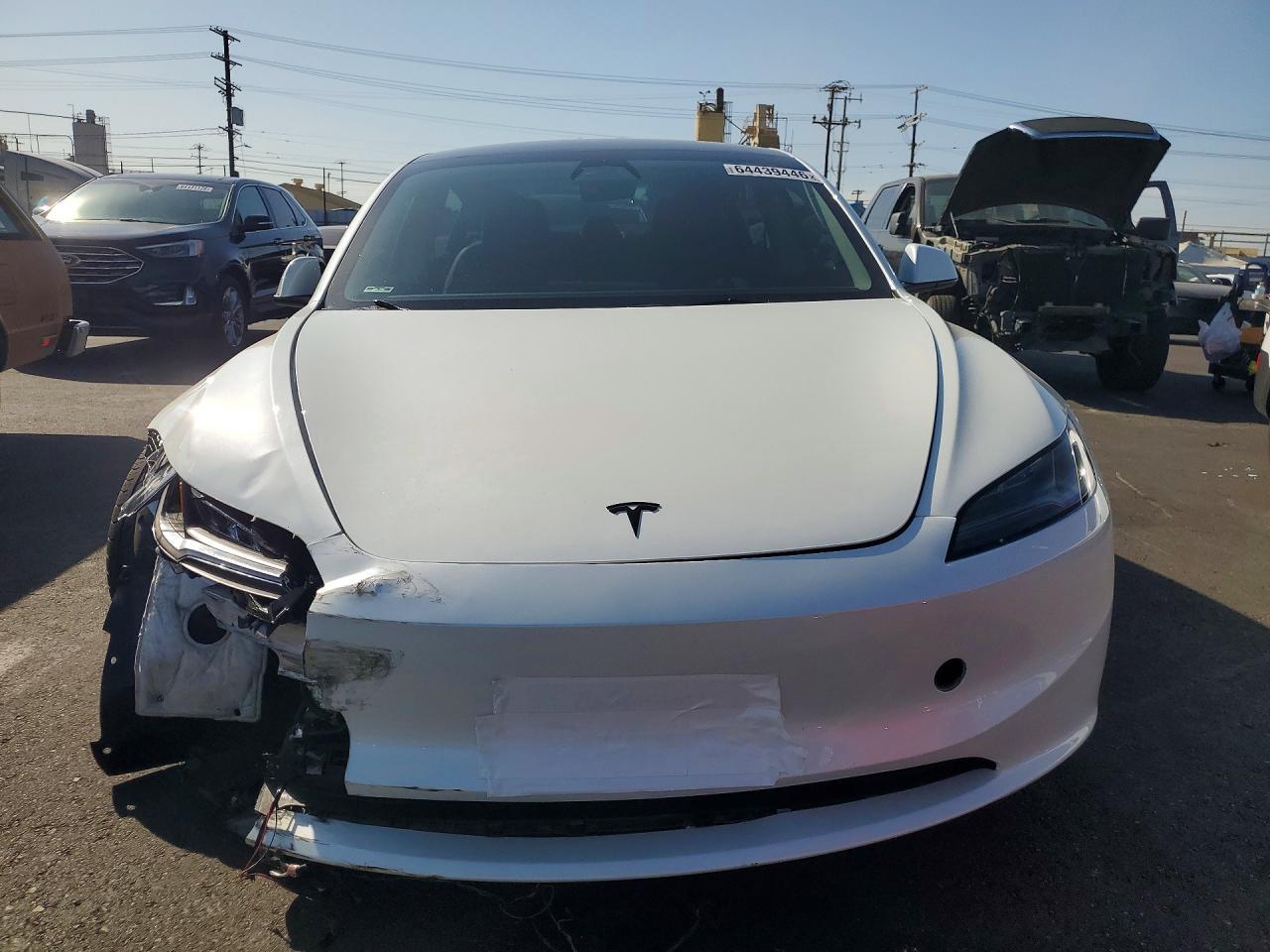 2024 Tesla Model 3 - Image 5