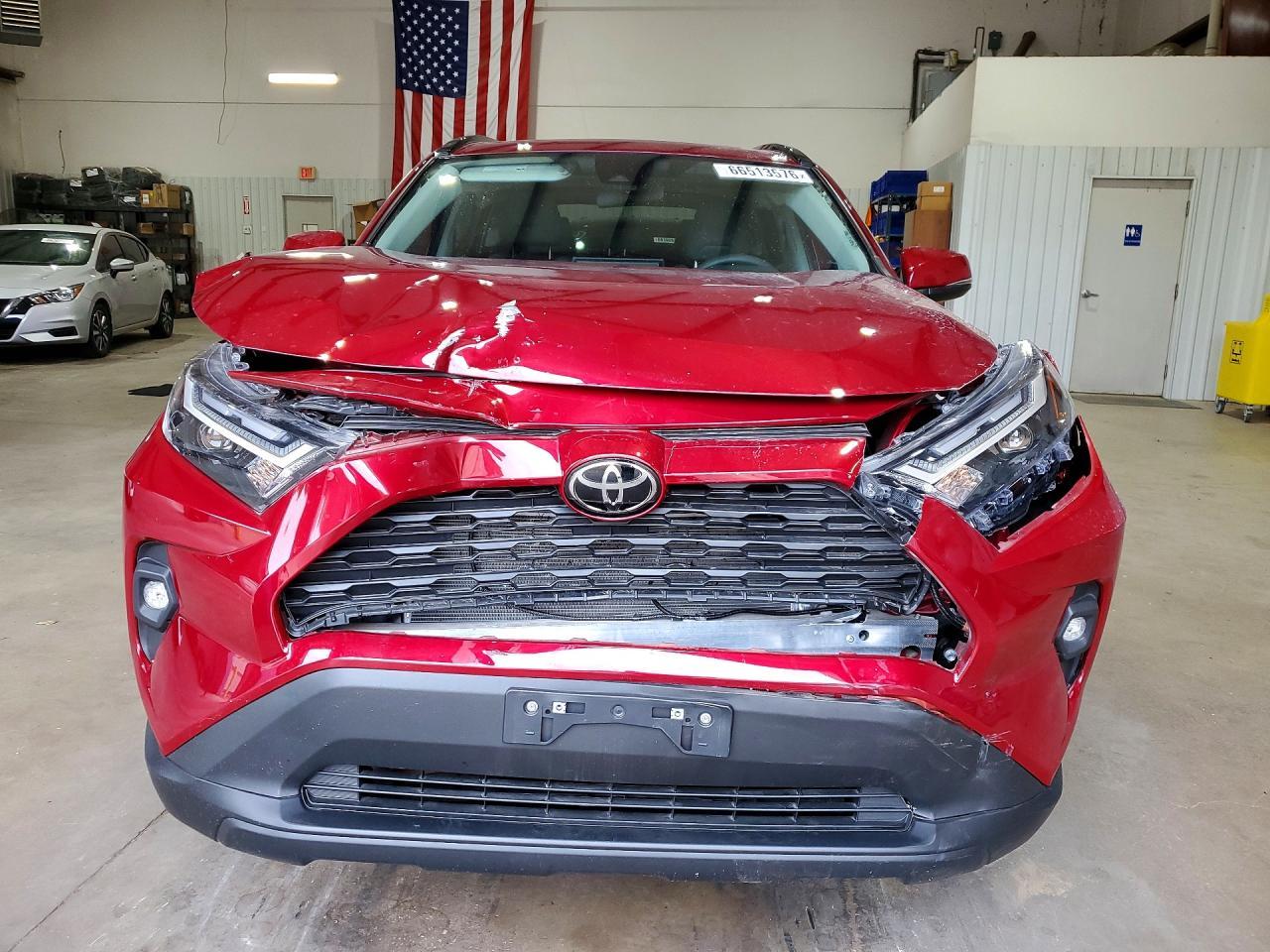 2025 Toyota Rav4 Xle Premium - Image 5