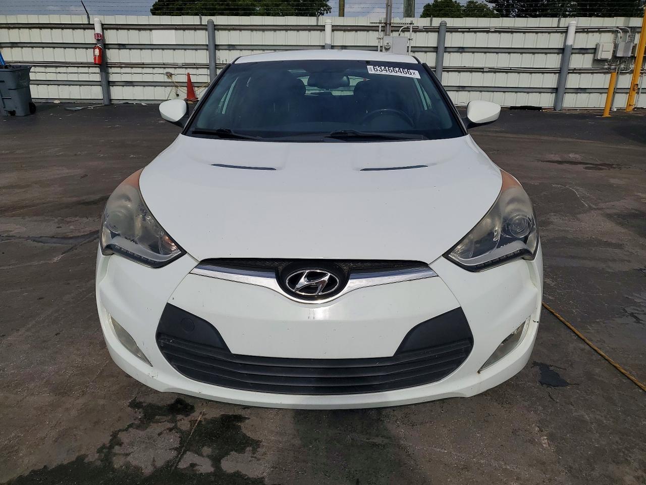 2015 Hyundai Veloster Re:flex - Фото 5