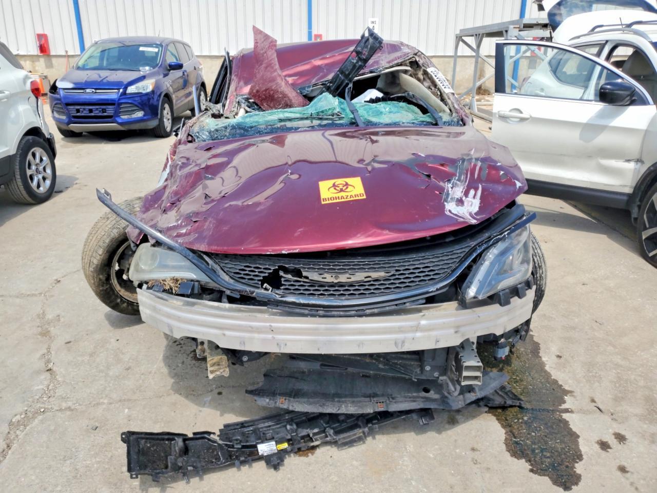 2015 Chrysler 200 Limited - Image 5