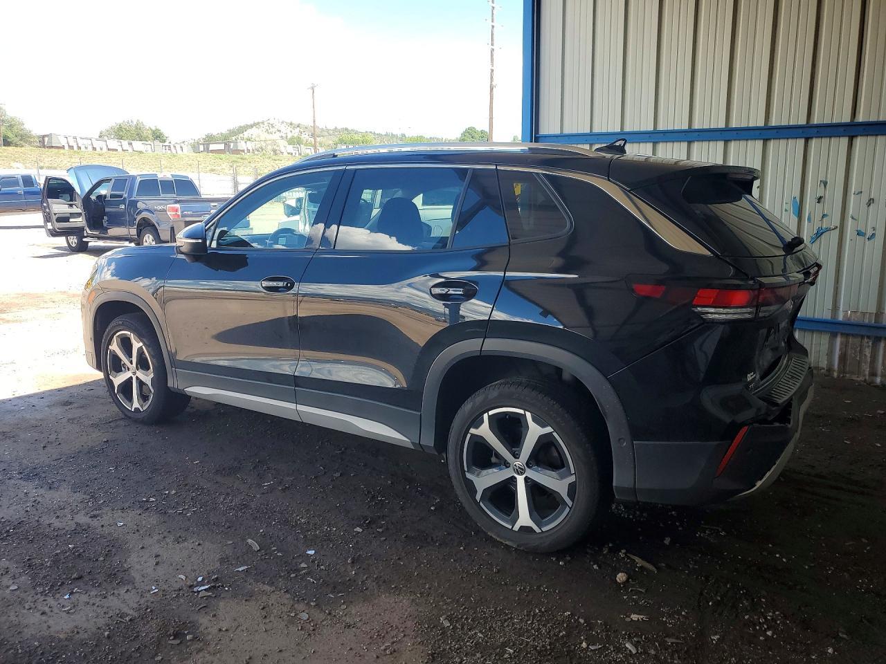 2025 Volkswagen Tiguan Se - Фото 2