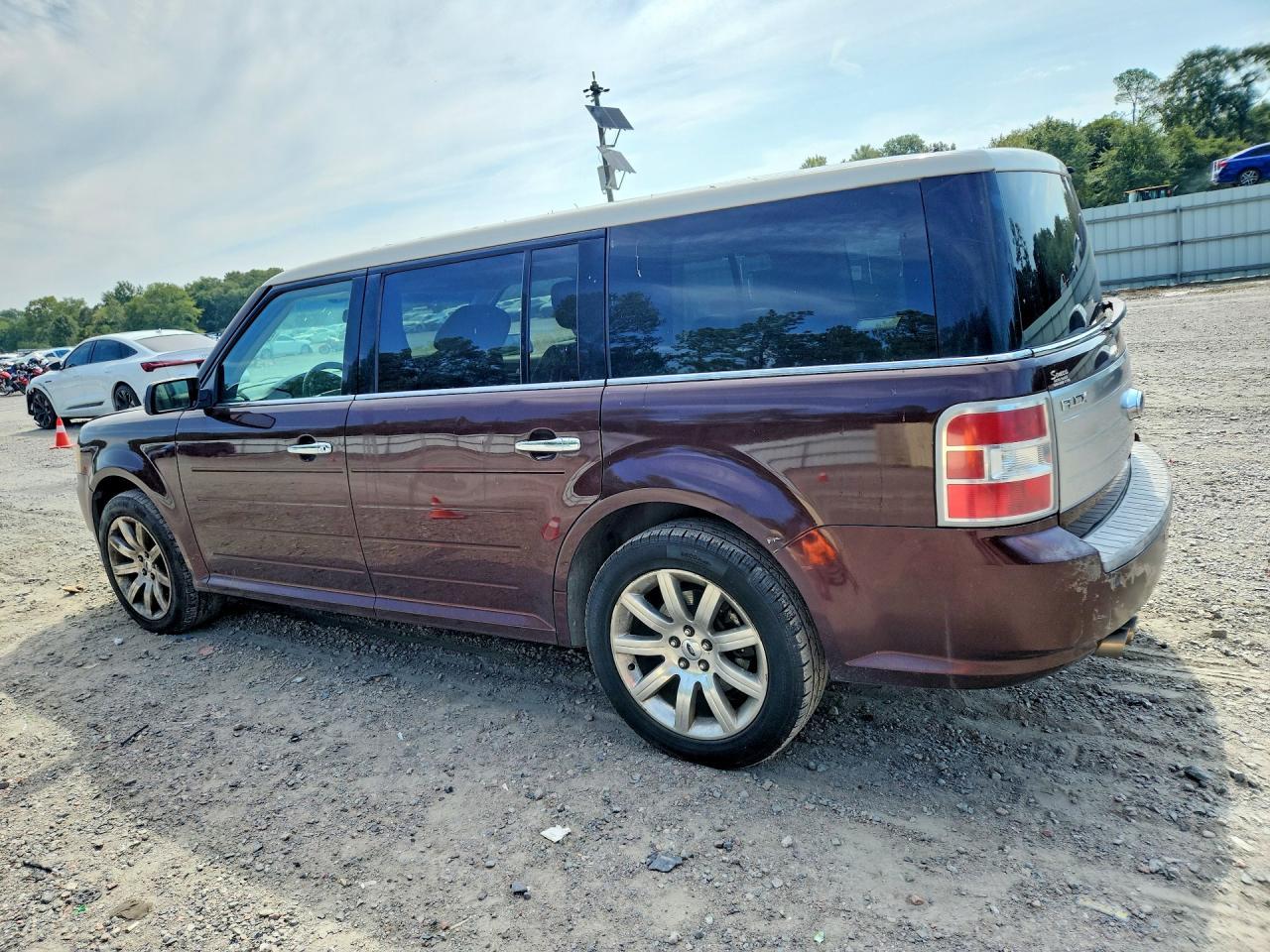 2009 Ford Flex Limited - Фото 2