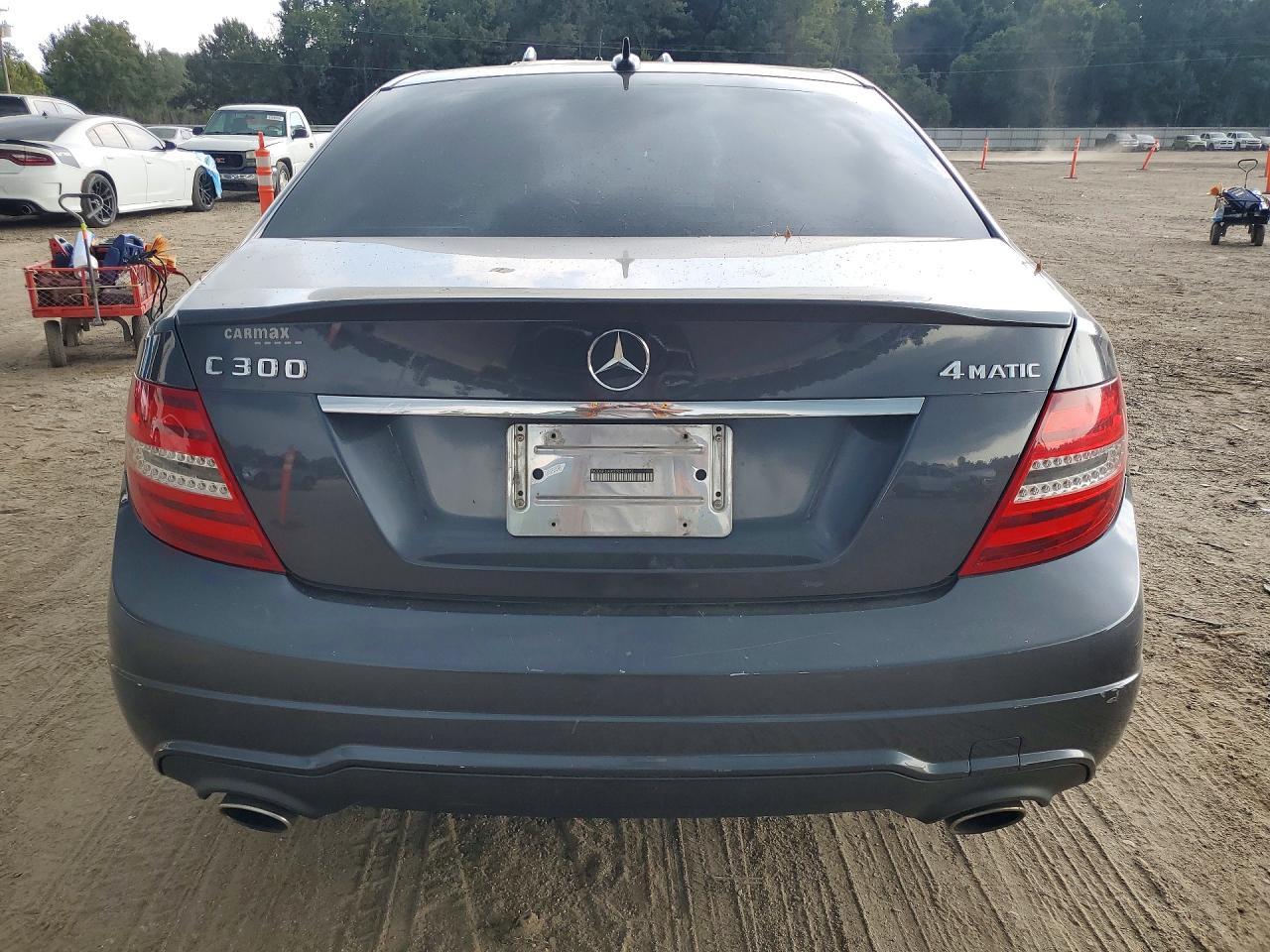2013 Mercedes-Benz C 300 4Matic - Image 6