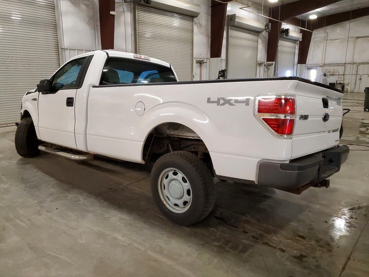 2011 Ford F150 - Image 2