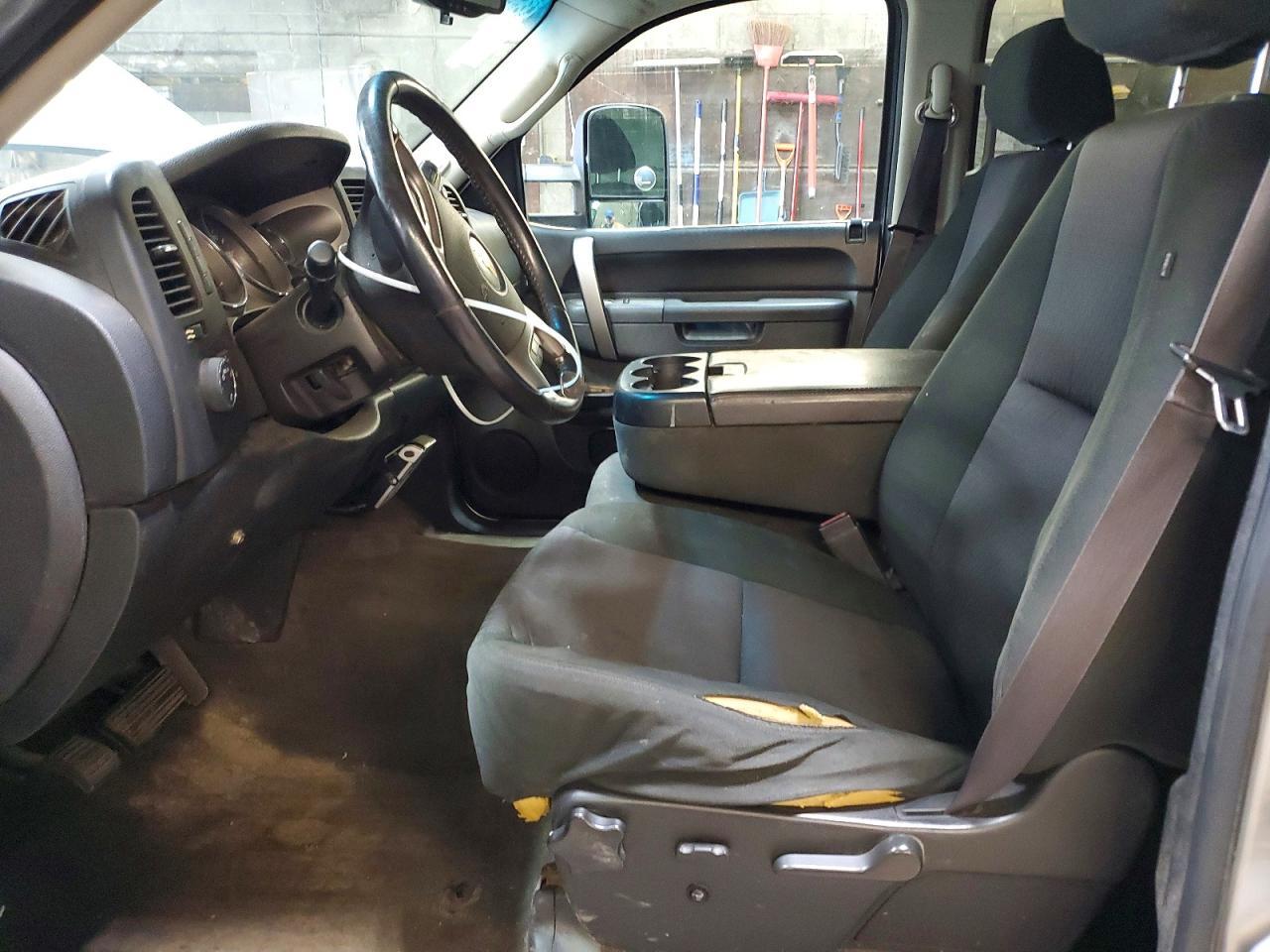 2013 Chevrolet Silverado C1500 Heavy Duty - Фото 7