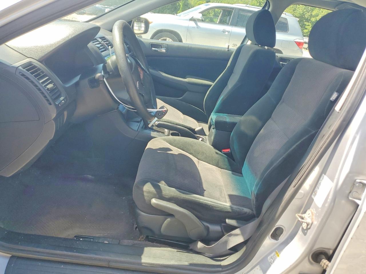 2005 Honda Accord Lx - Image 7
