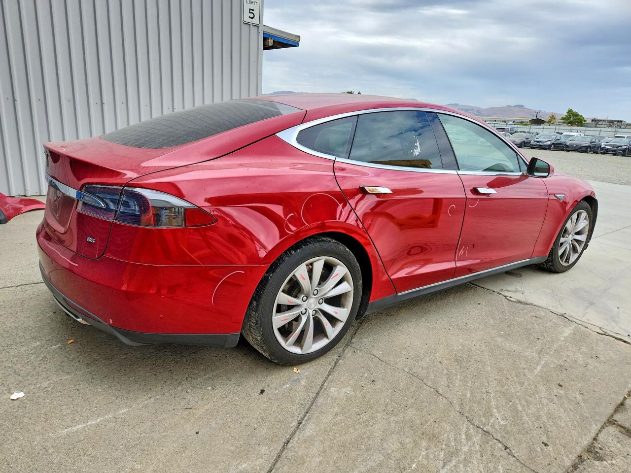 2014 Tesla Model S - Фото 3