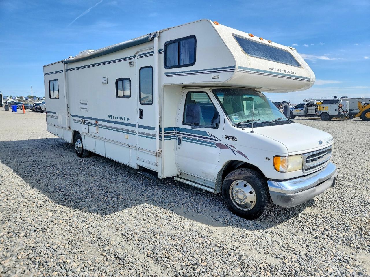 2001 Winnebago Minnie Rv