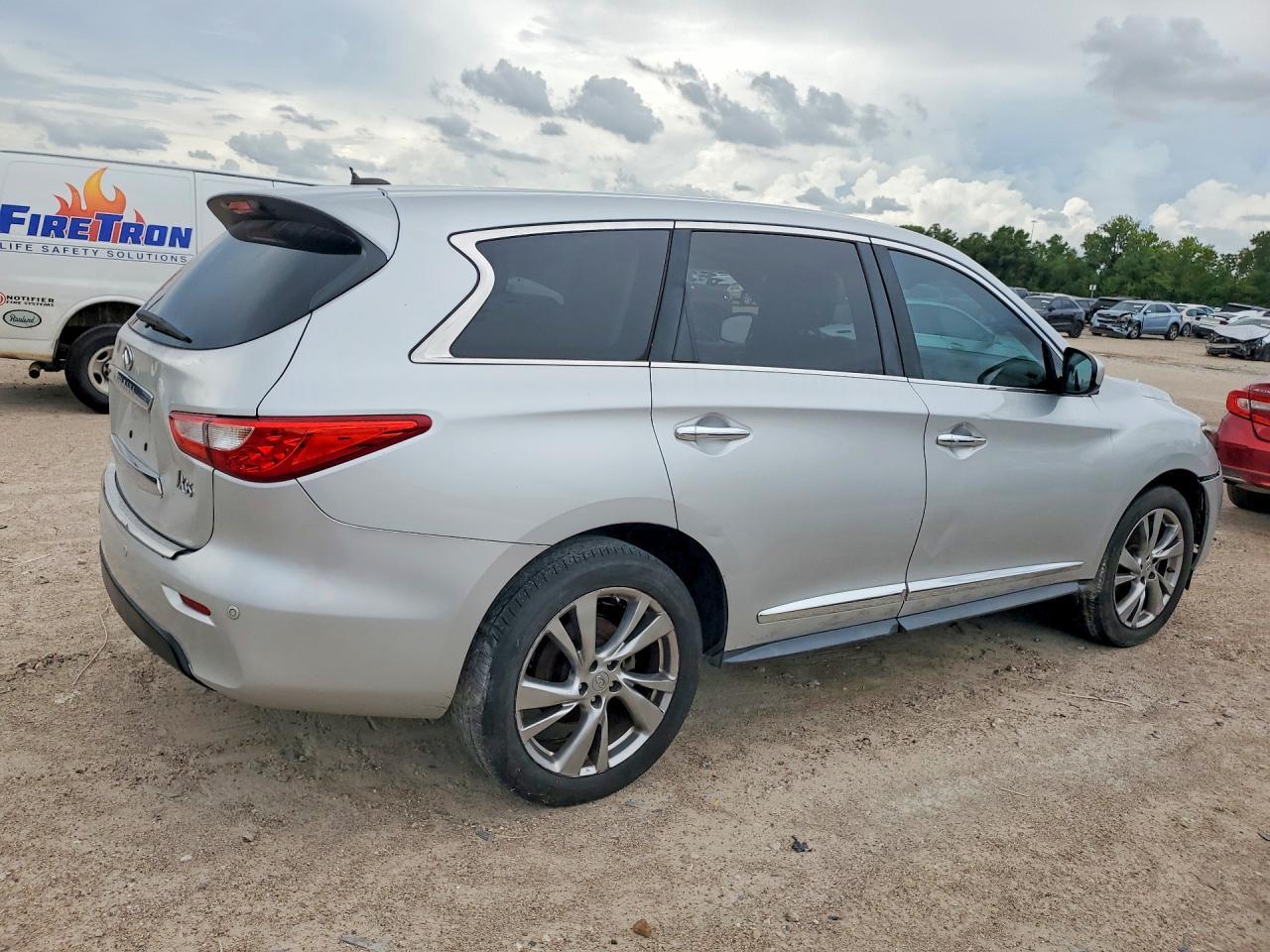 2013 Infiniti Jx35 Base - Image 3