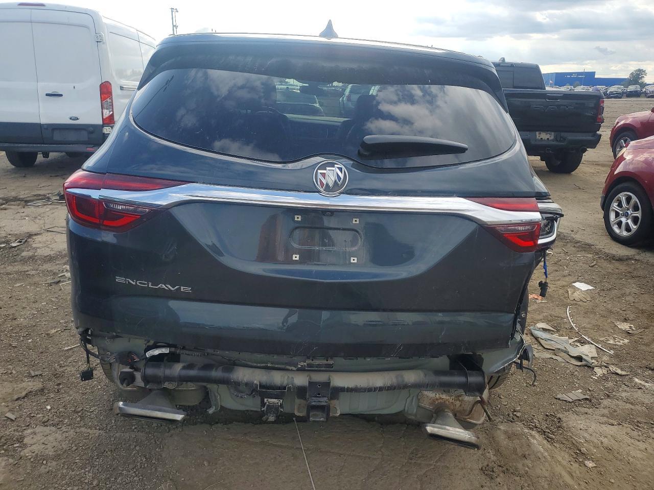 2021 Buick Enclave Essence - Image 6