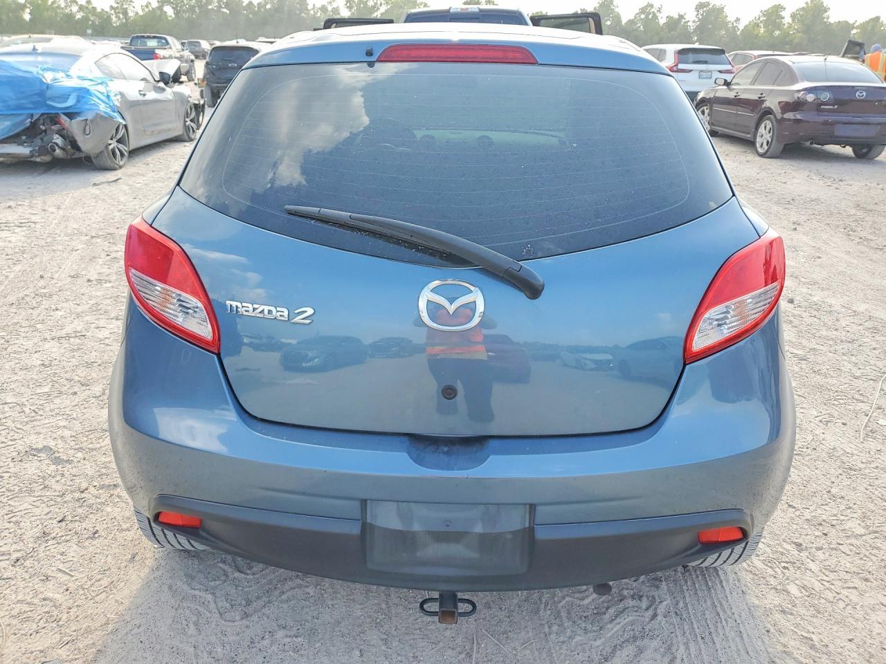 2014 Mazda 2 - Фото 6