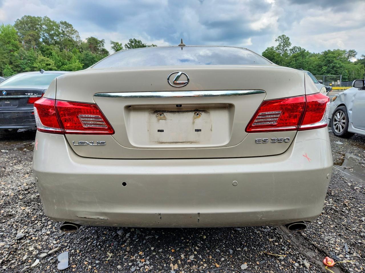 2010 Lexus Es 350 - Image 6
