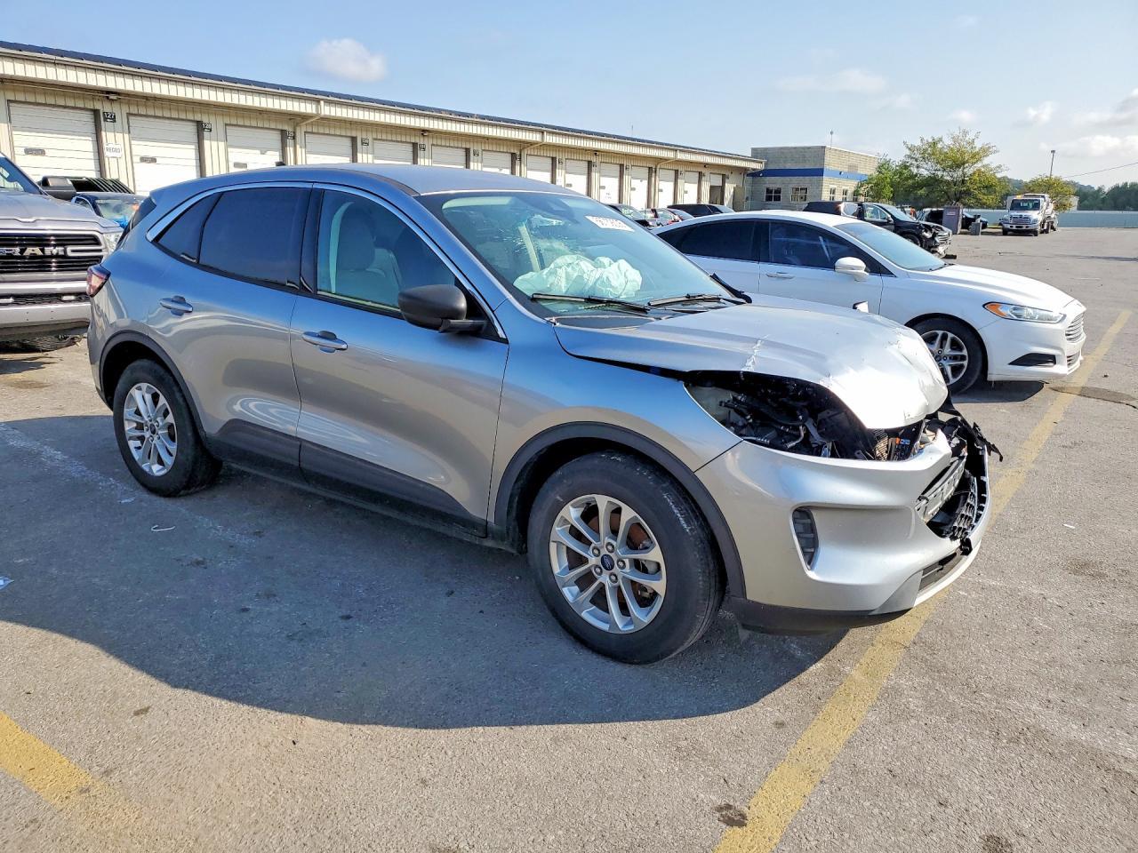 2022 Ford Escape Se - Фото 4