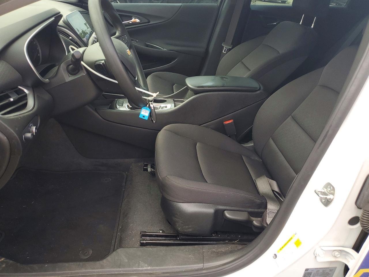 2025 Chevrolet Malibu Ls - Image 7