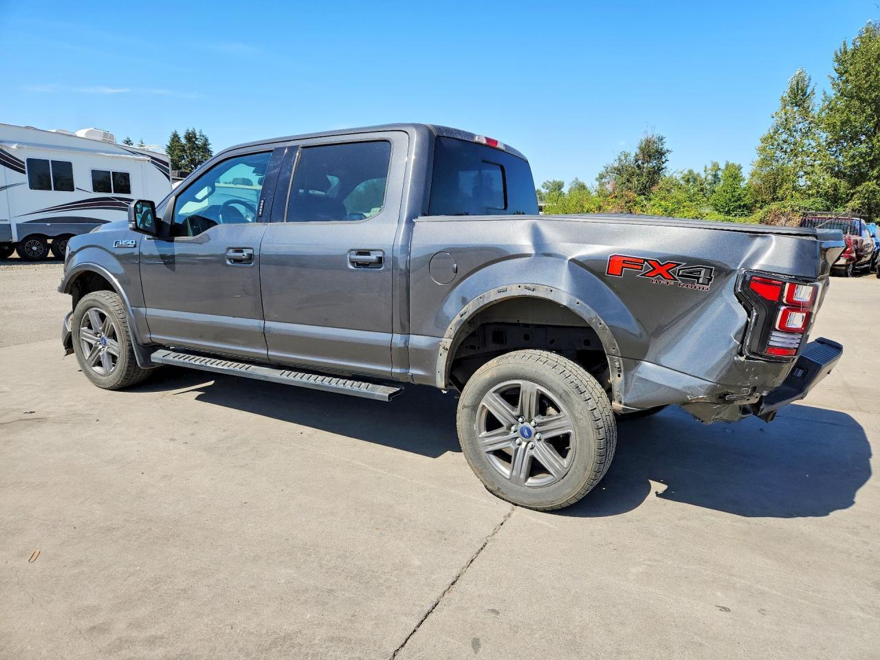2020 Ford F150 Supercrew - Фото 2