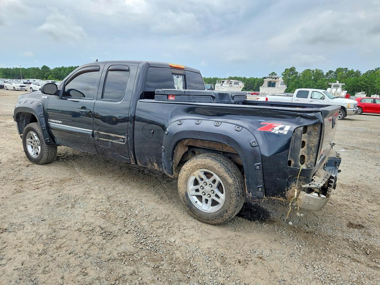 2008 GMC Sierra K1500 - Фото 2