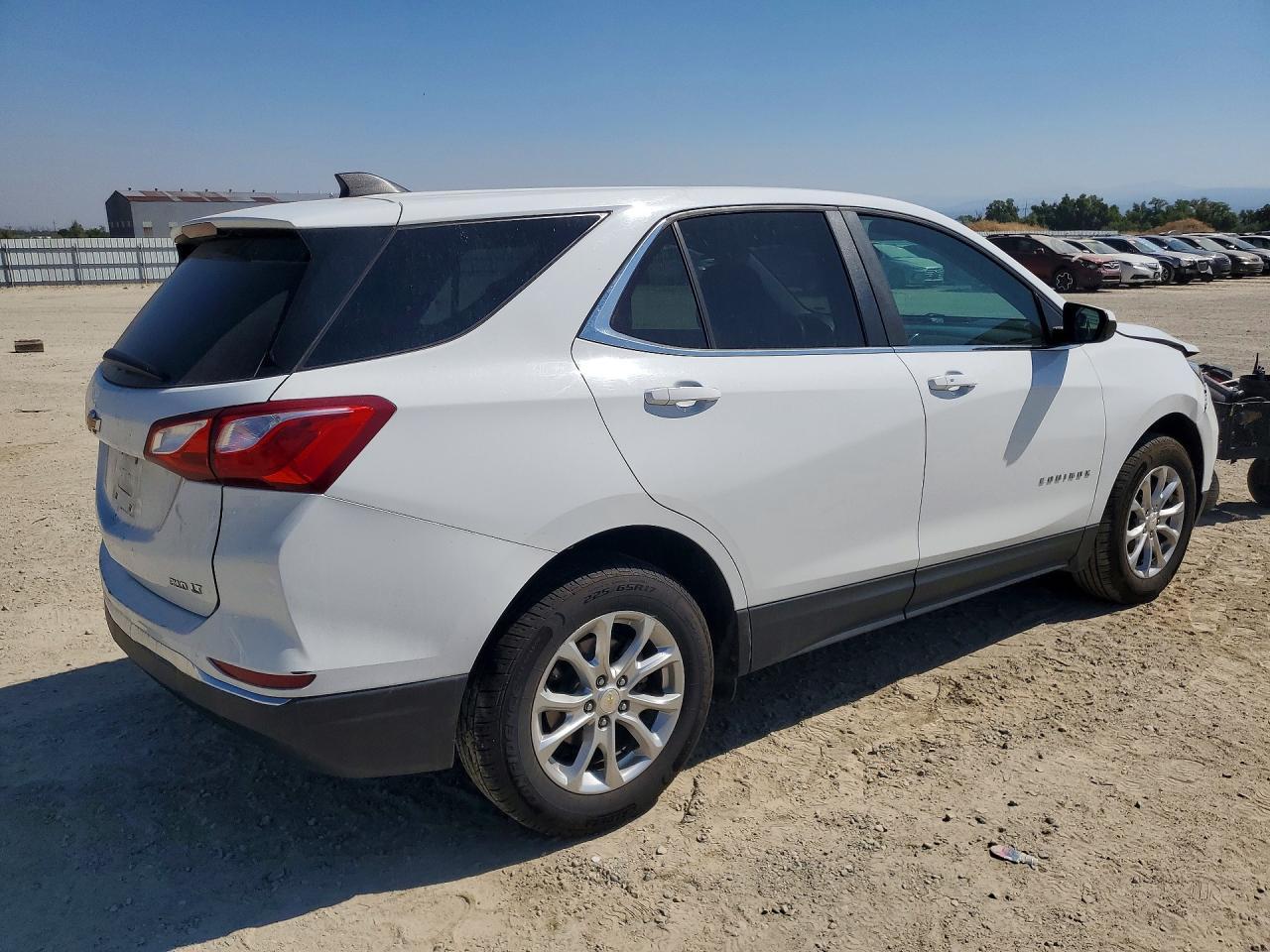2021 Chevrolet Equinox Lt - Фото 3