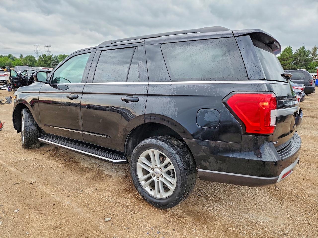 2022 Ford Expedition Xlt - Image 2