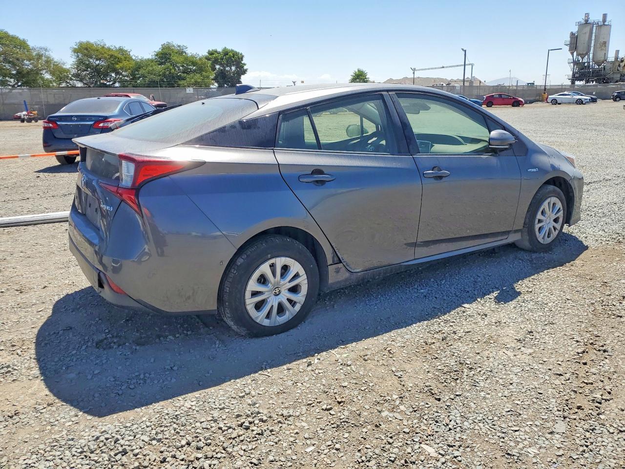 2021 Toyota Prius Le - Image 3