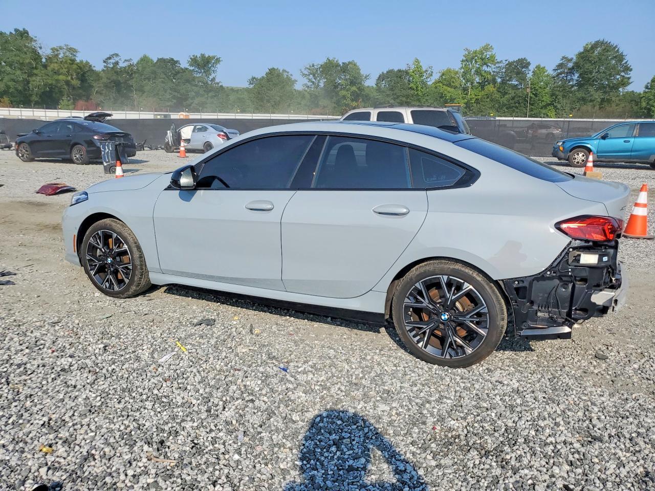 2026 BMW 228Xi - Фото 2