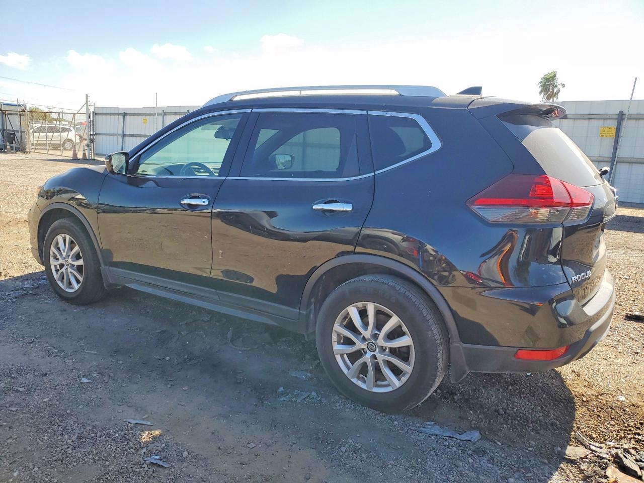2019 Nissan Rogue S - Image 2