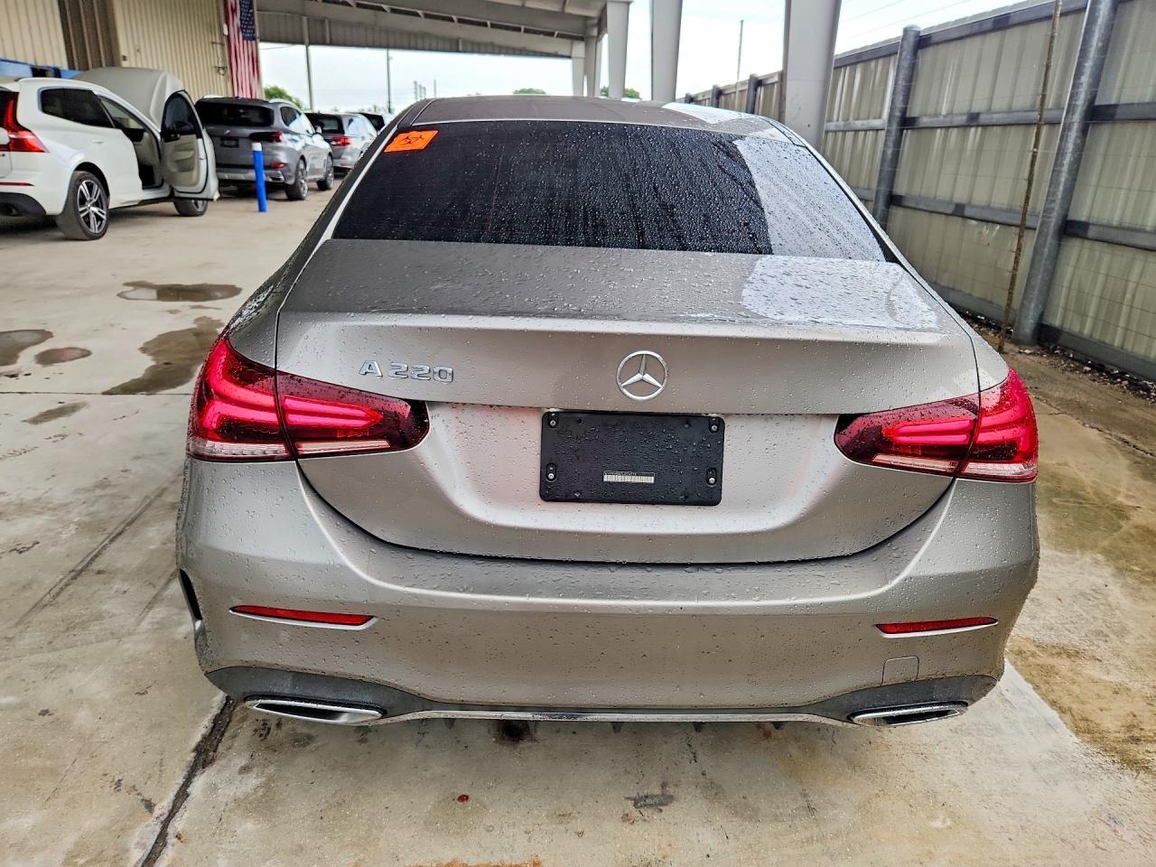 2020 Mercedes-Benz A 220 - Фото 6
