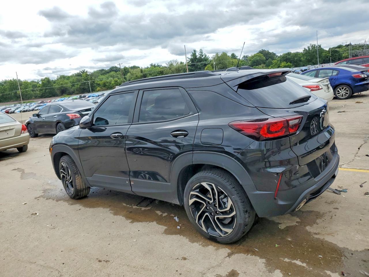 2024 Chevrolet Trailblazer Rs - Image 2