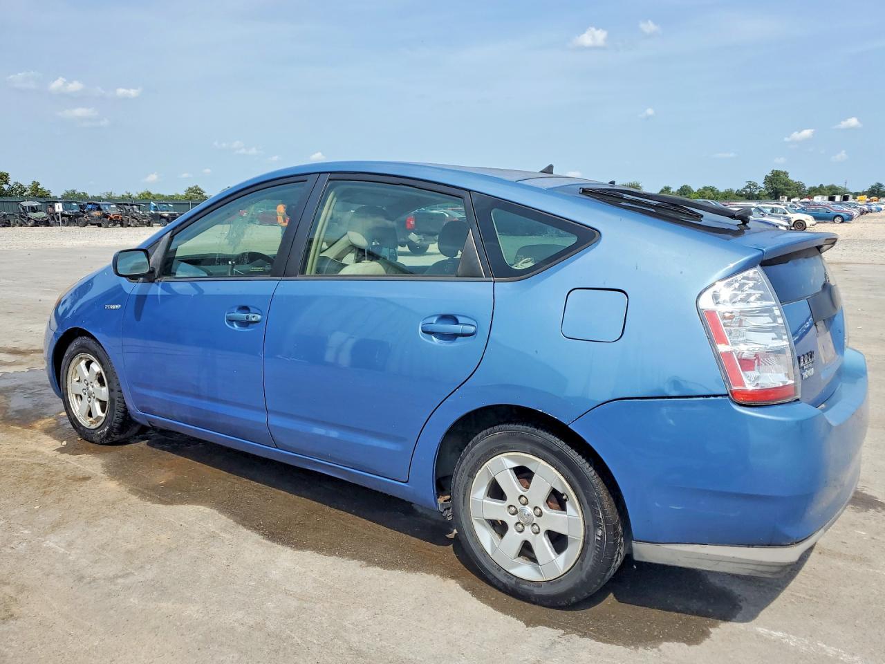 2008 Toyota Prius Base - Фото 2