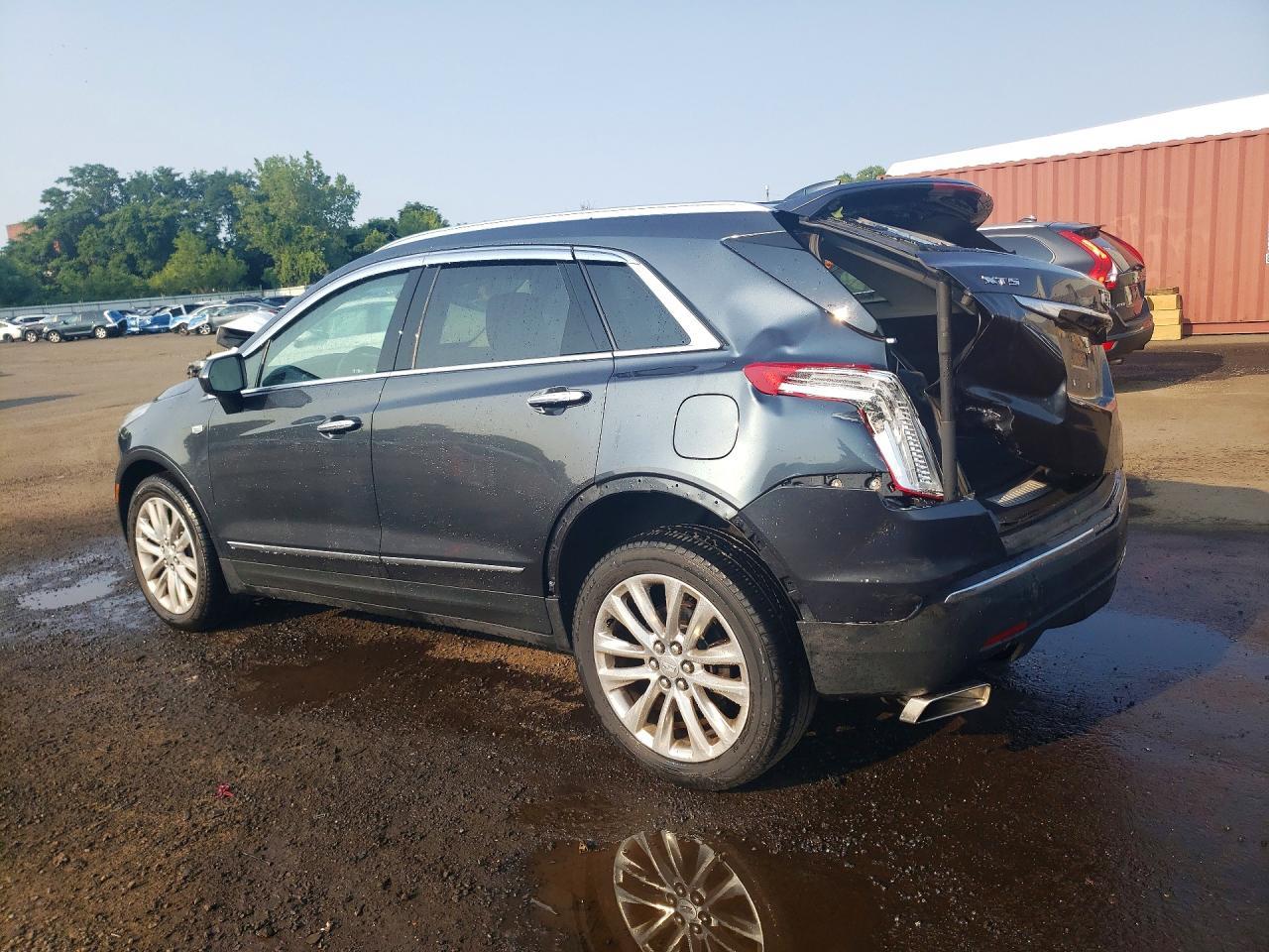 2019 Cadillac Xt5 Luxury - Фото 2
