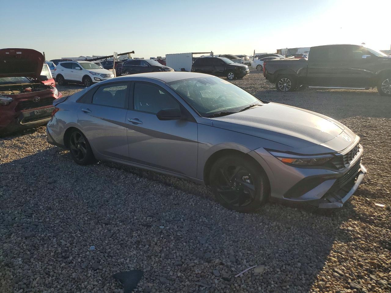 2026 Hyundai Elantra Sel Sport - Фото 4