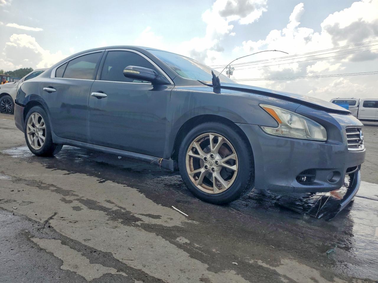 2013 Nissan Maxima 3.5 S - Image 4