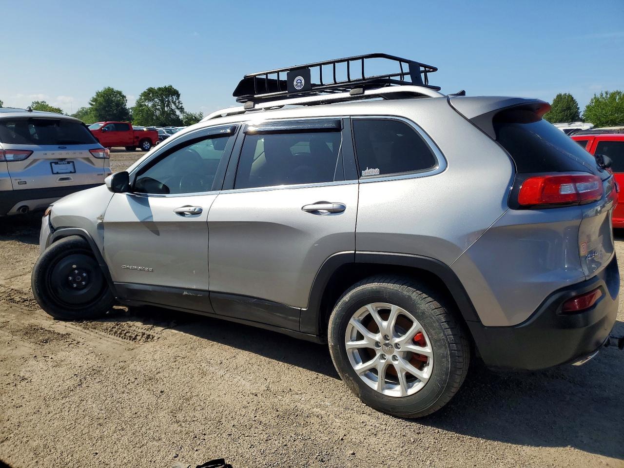 2015 Jeep Cherokee Latitude - Фото 2