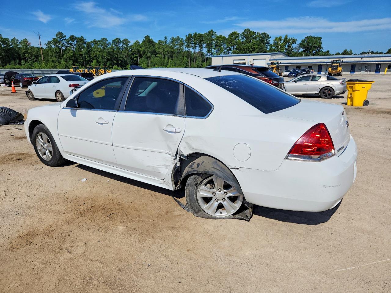2014 Chevrolet Impala Limited Ls - Фото 2
