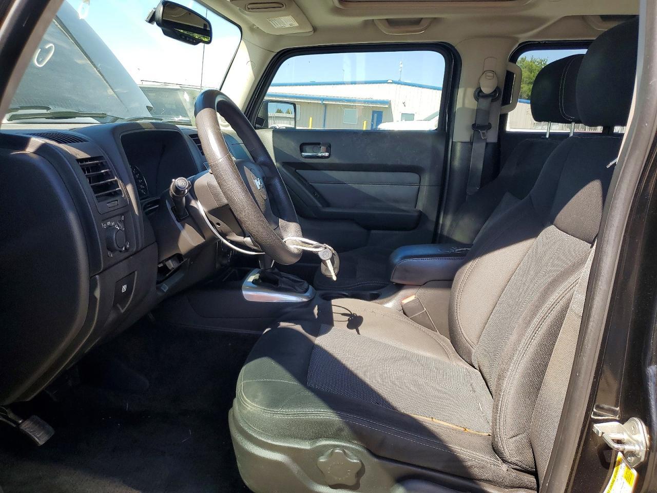 2008 Hummer H3 - Image 7